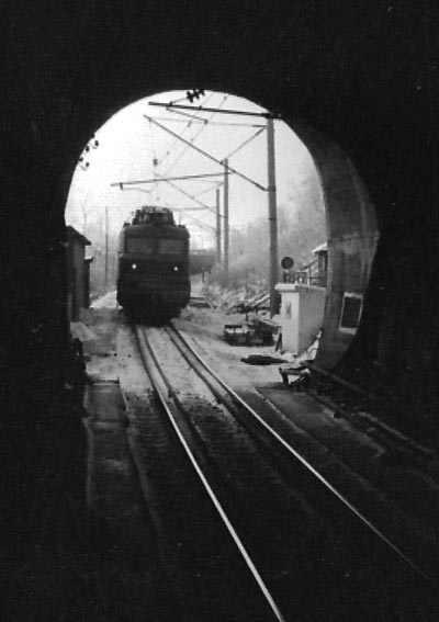 Túnel ferroviário